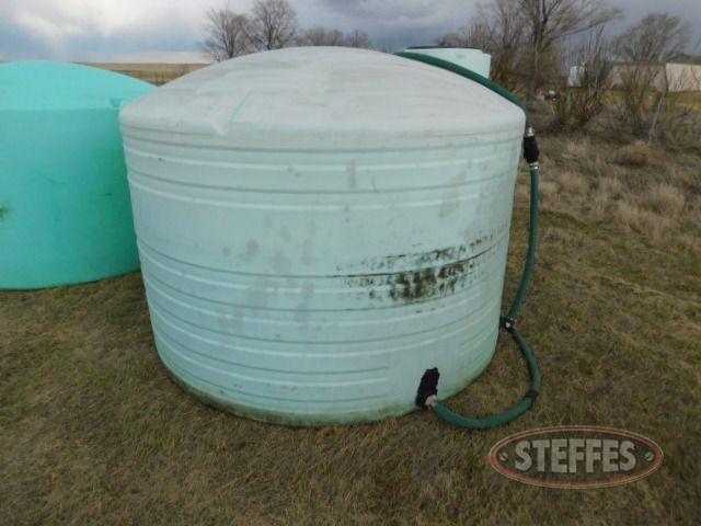 1,500 gal. Poly water tank_1.jpg